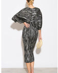Metallic Print Pleated Dress in Kimono sleeves