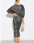 Metallic Print Pleated Dress in Kimono sleeves in Sliver