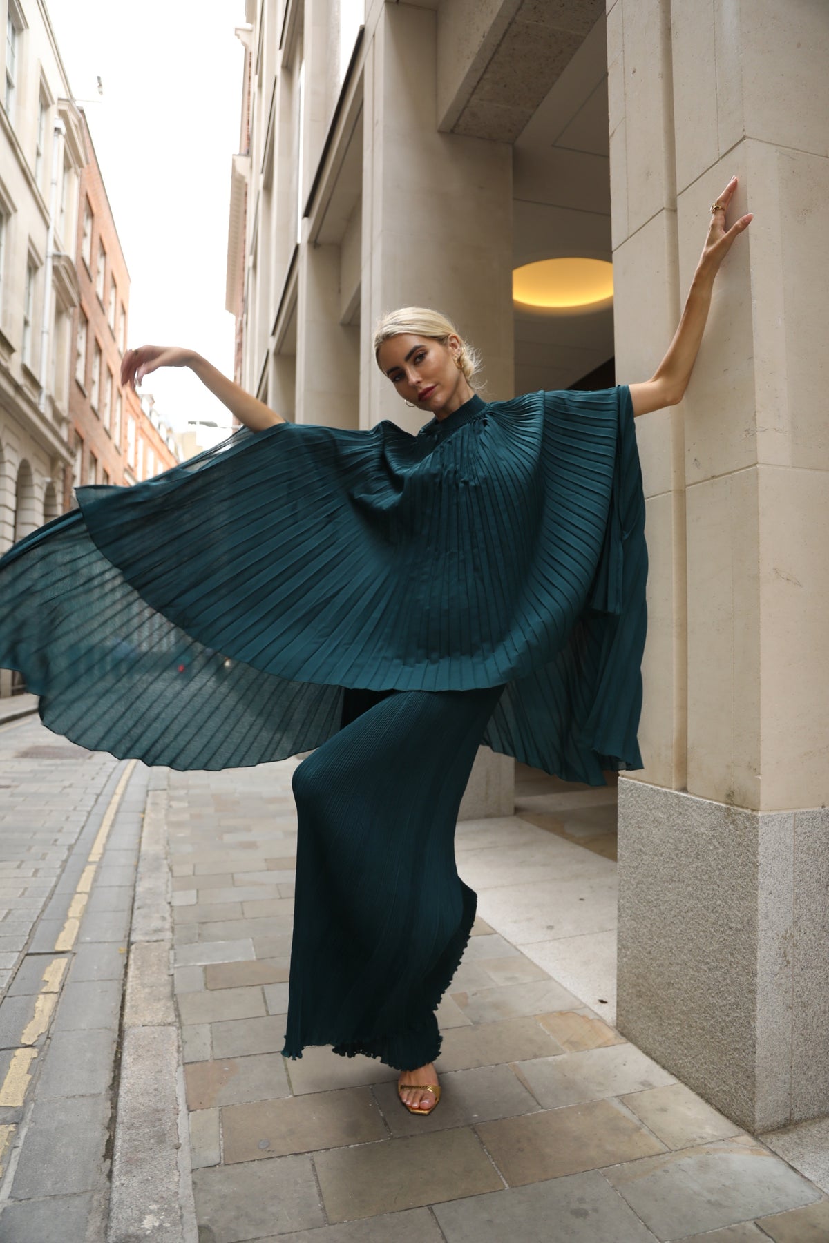 Pleated Cape Top, Vest &amp; Wide Leg Trouser Set In Green