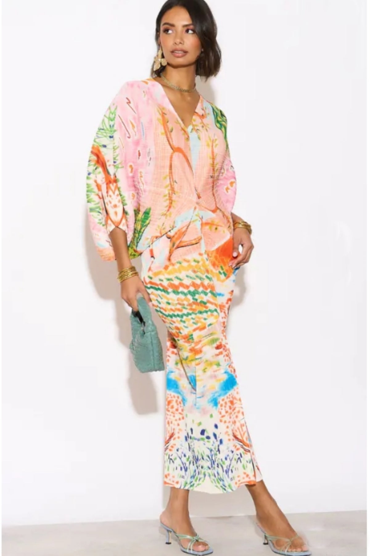 Leaves and Floral Scarf Pirnt Pleated Dress in Kimono sleeves