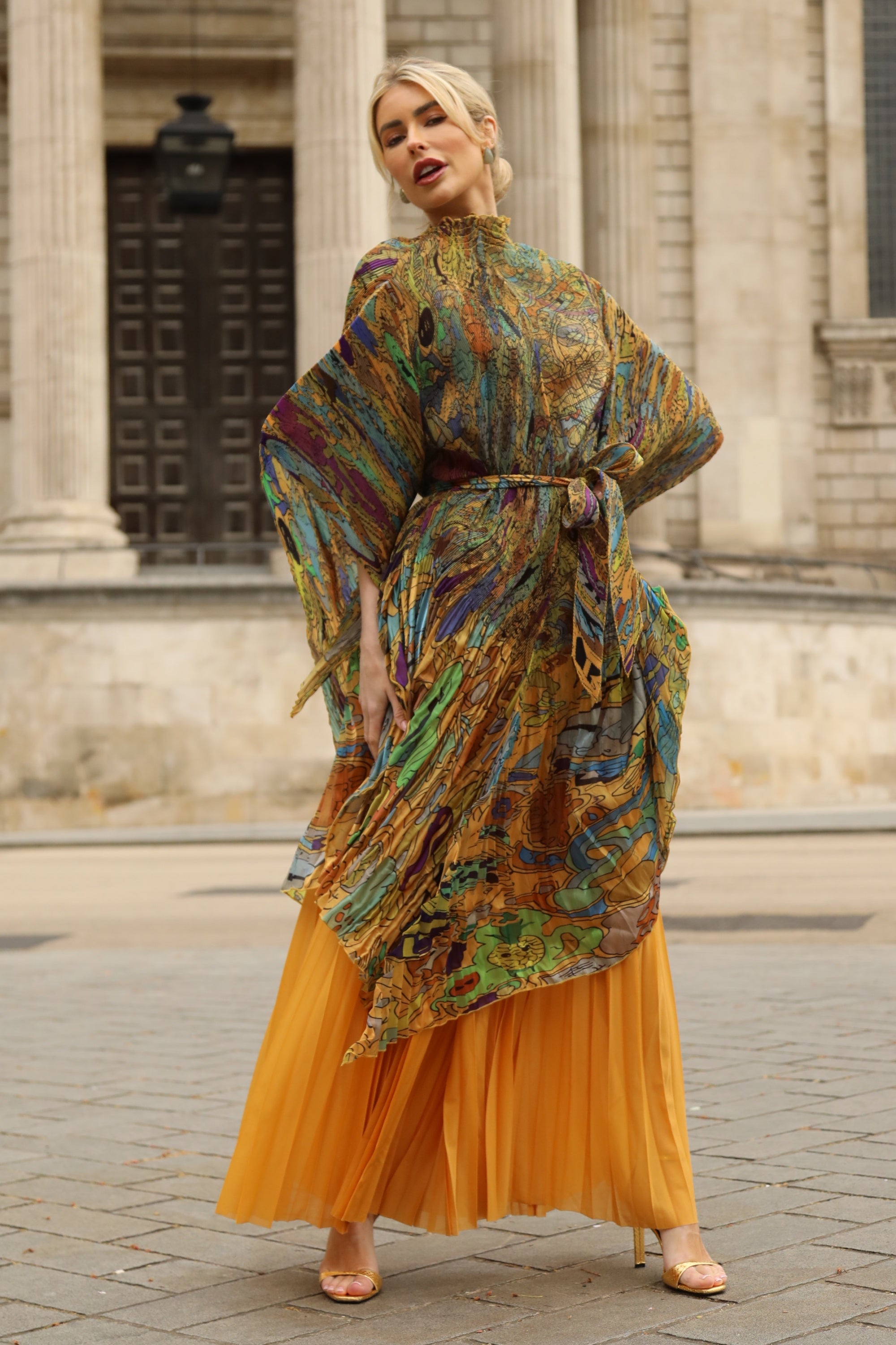 Pattern Print Pleated Blouse &amp; Trousers Set