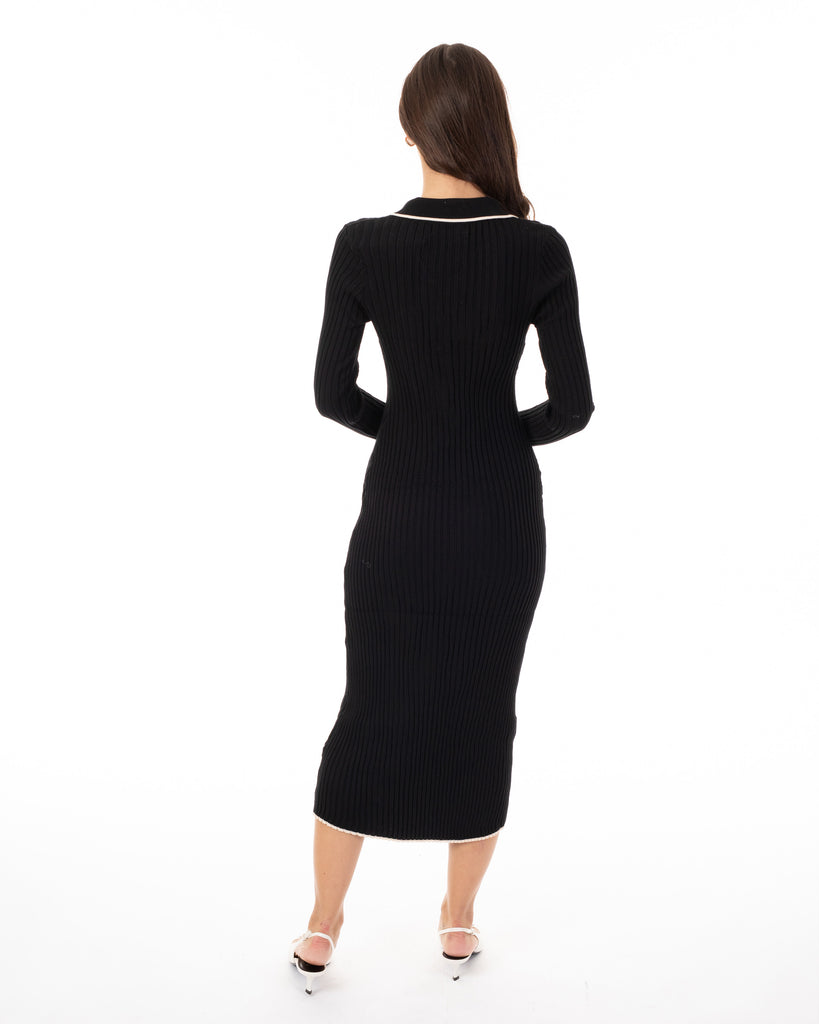 Soft knit long sleeves bodycon dress with blue line contrast design