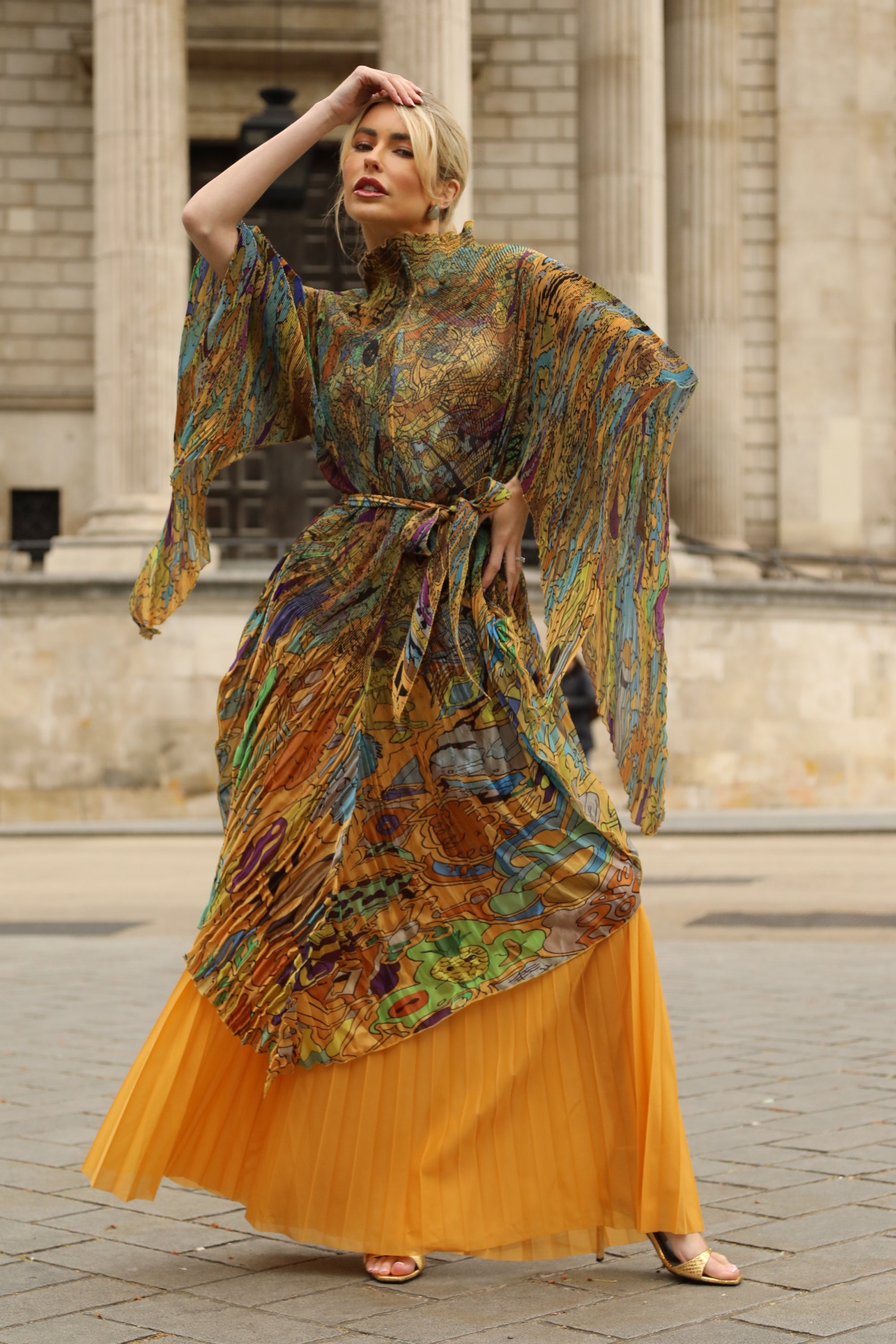 Pattern Print Pleated Blouse &amp; Trousers Set