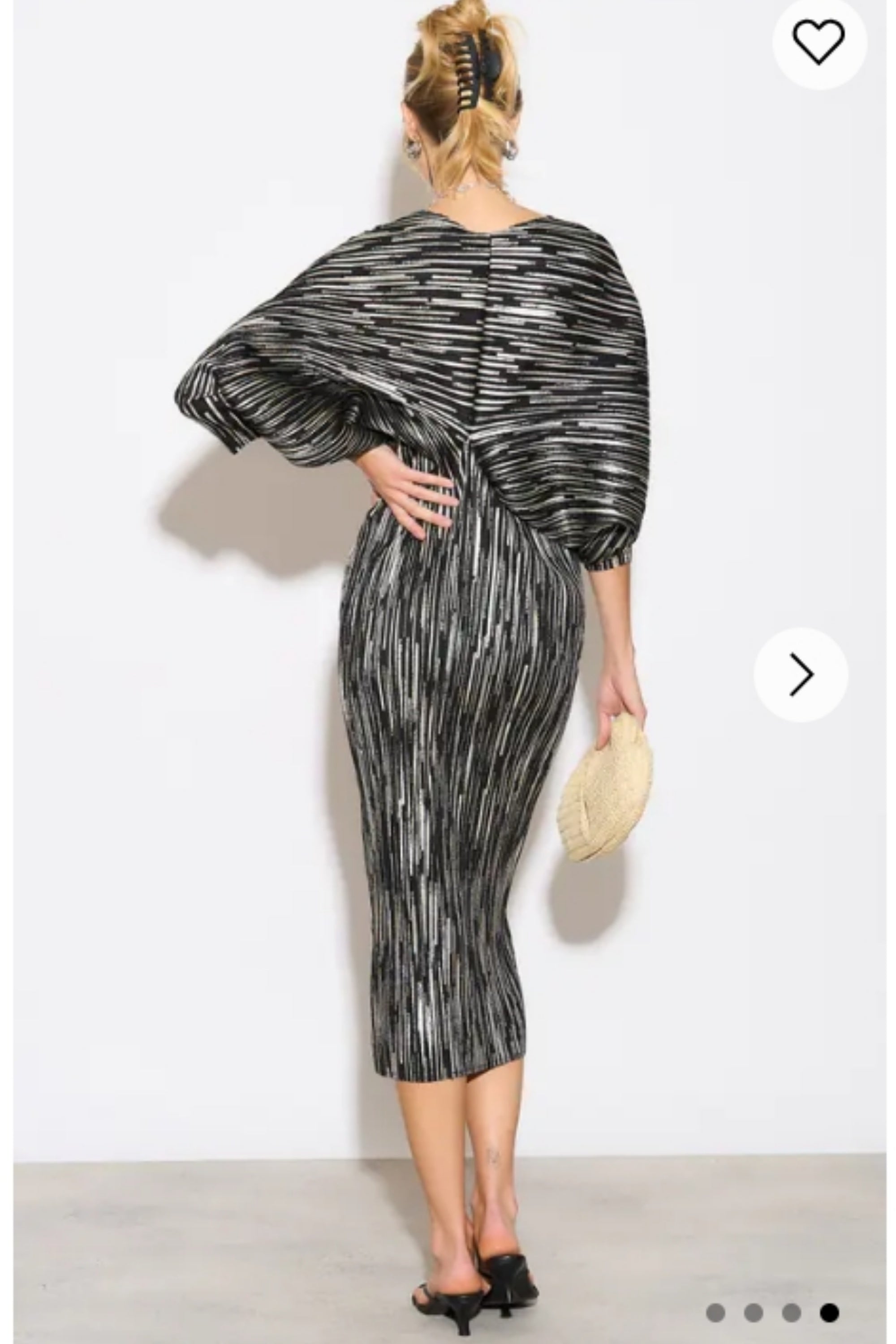 Metallic Print Pleated Dress in Kimono sleeves in Sliver