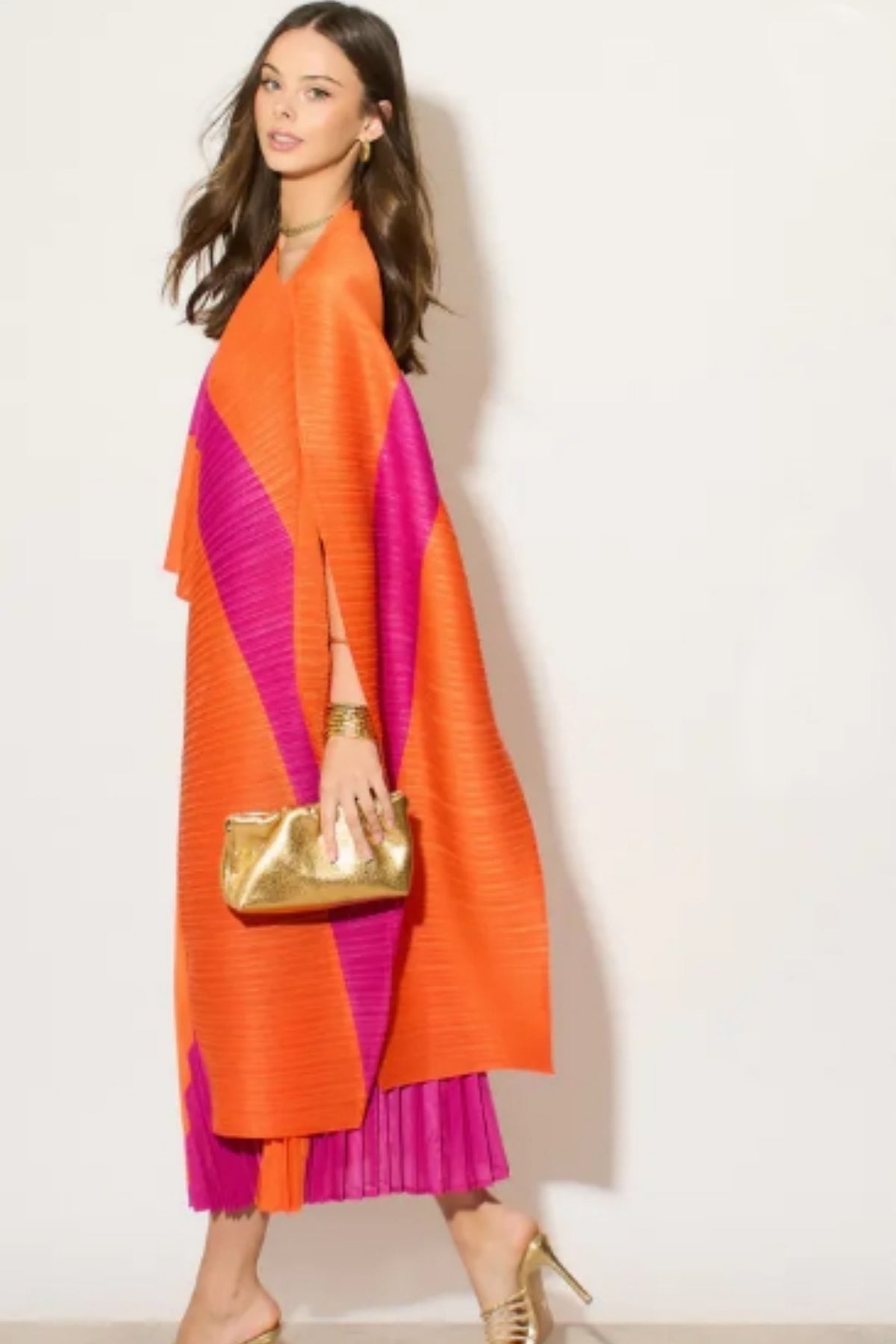 Full pleated Long sleeves vest top and skirts in orange pink color