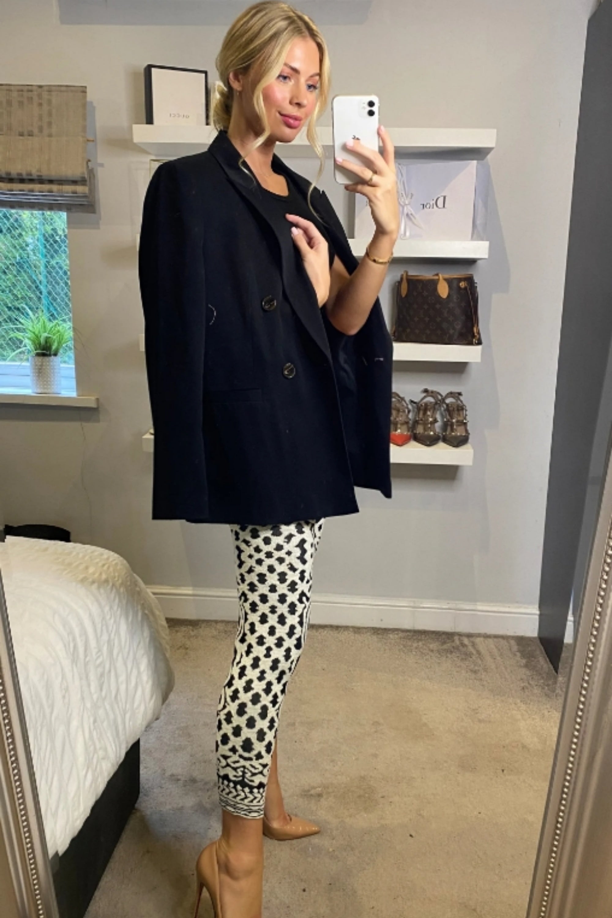 Knitted black white baroque print leggings