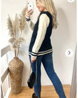 Fluffy cardigan style bomber jacket with patch (BLACK)