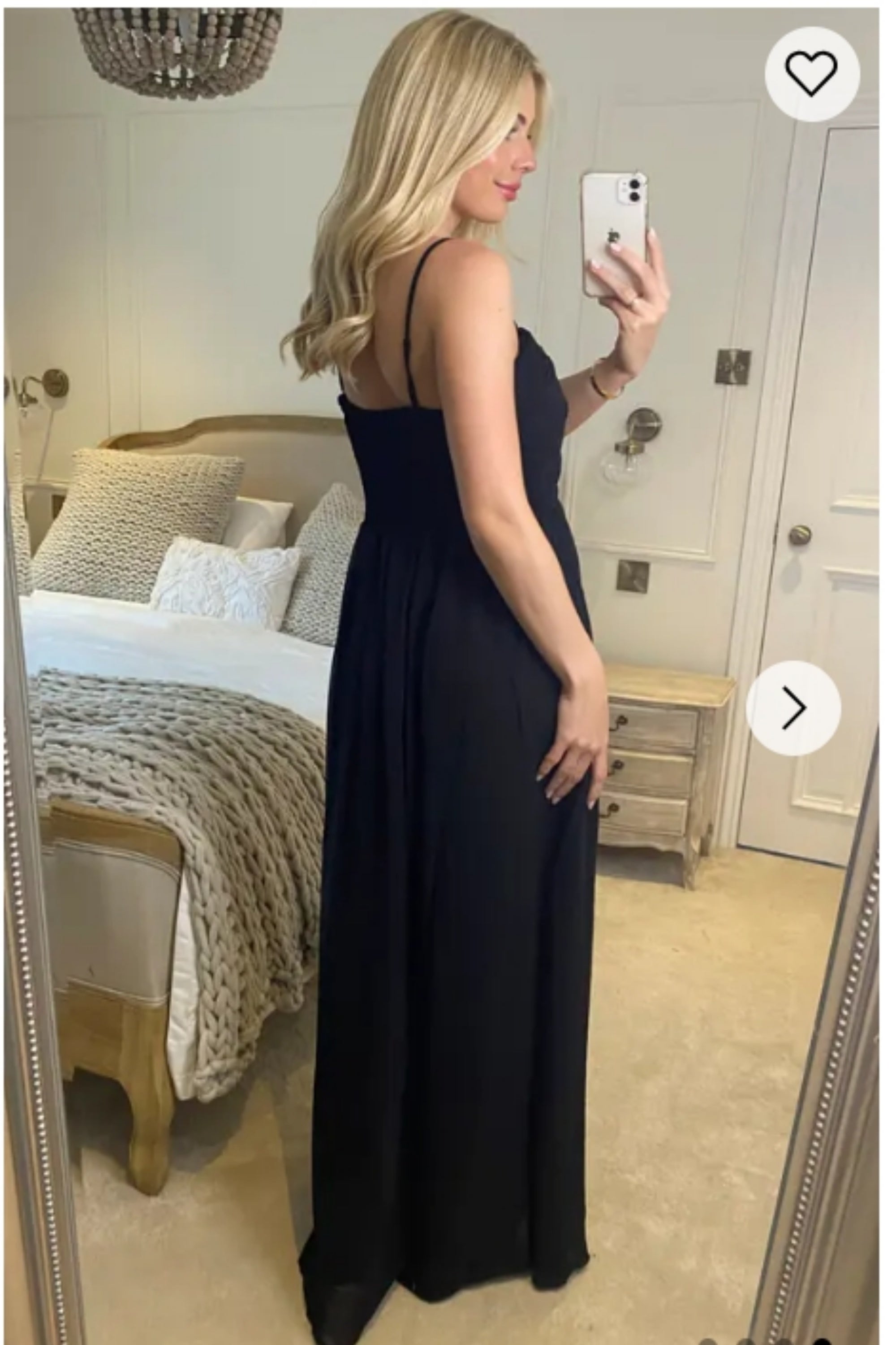 Pleated Bust &amp; Sweetheart Neckline Maxi Dress (BLACK)