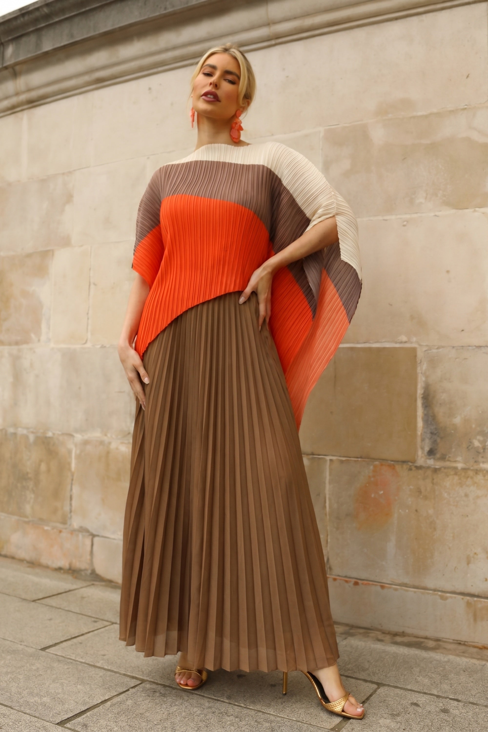 Beige Colour Block Pleated Top and Skirt Co-ords Suits