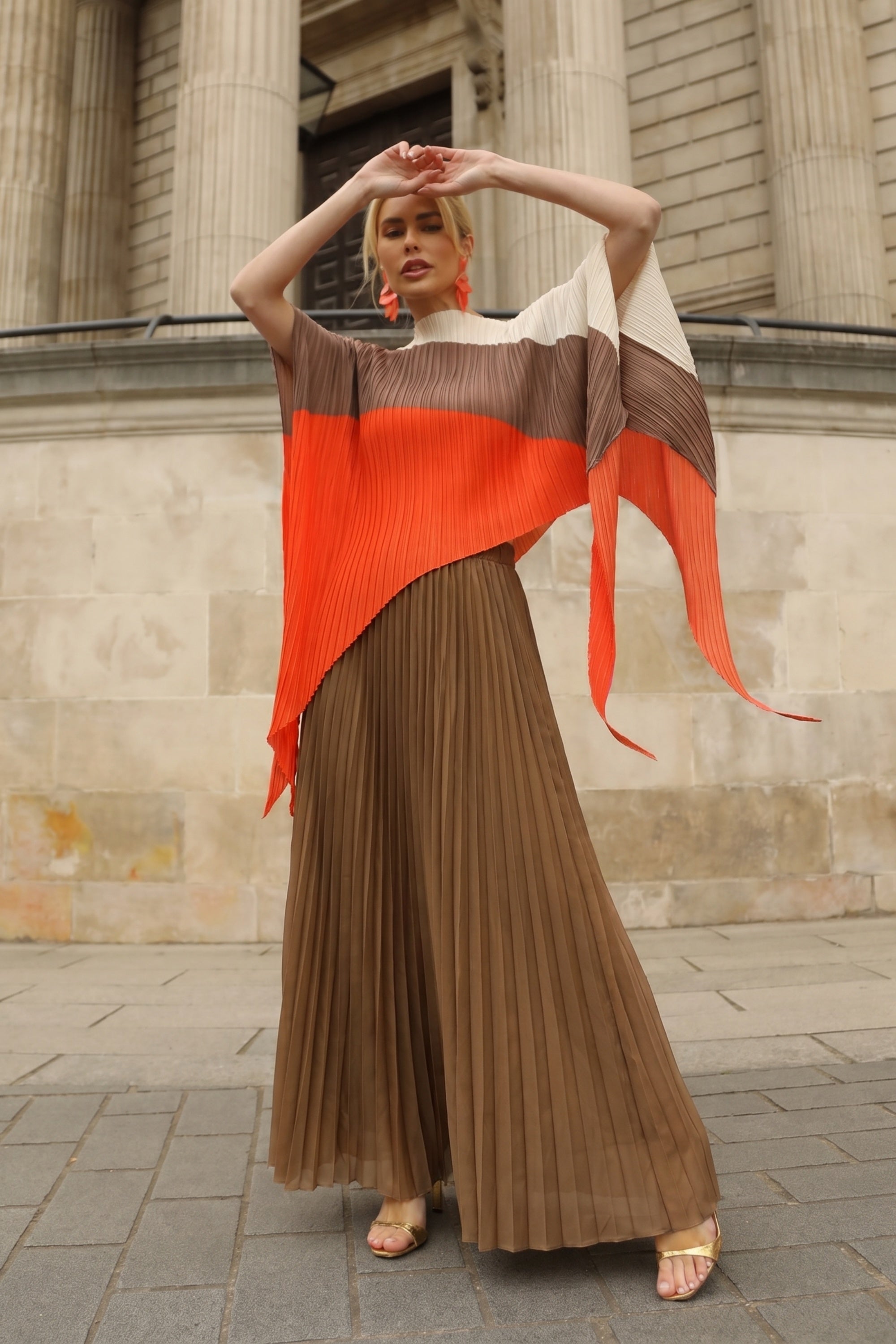 Beige Colour Block Pleated Top and Skirt Co-ords Suits