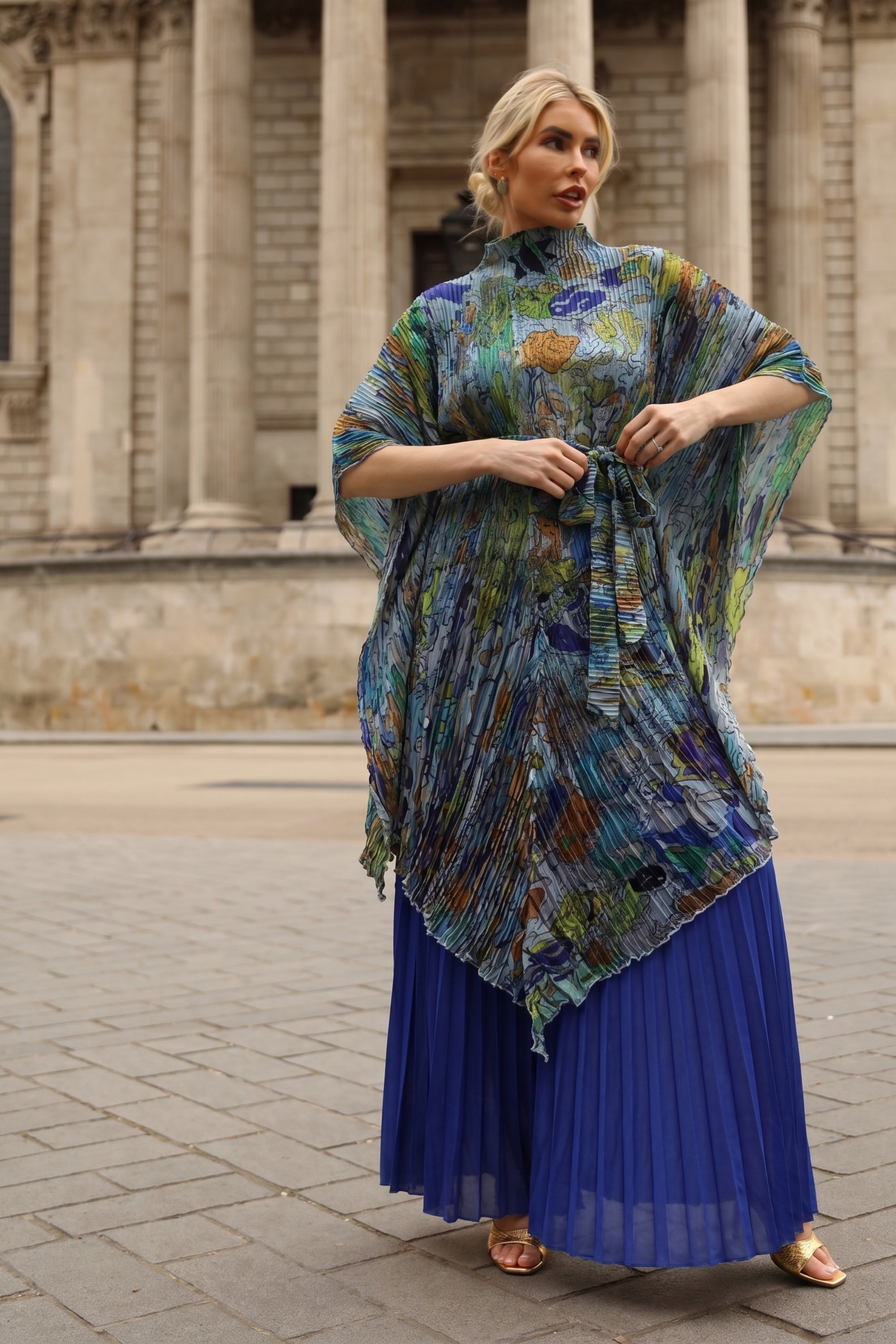 Pattern Print Pleated Blouse &amp; Trousers Set