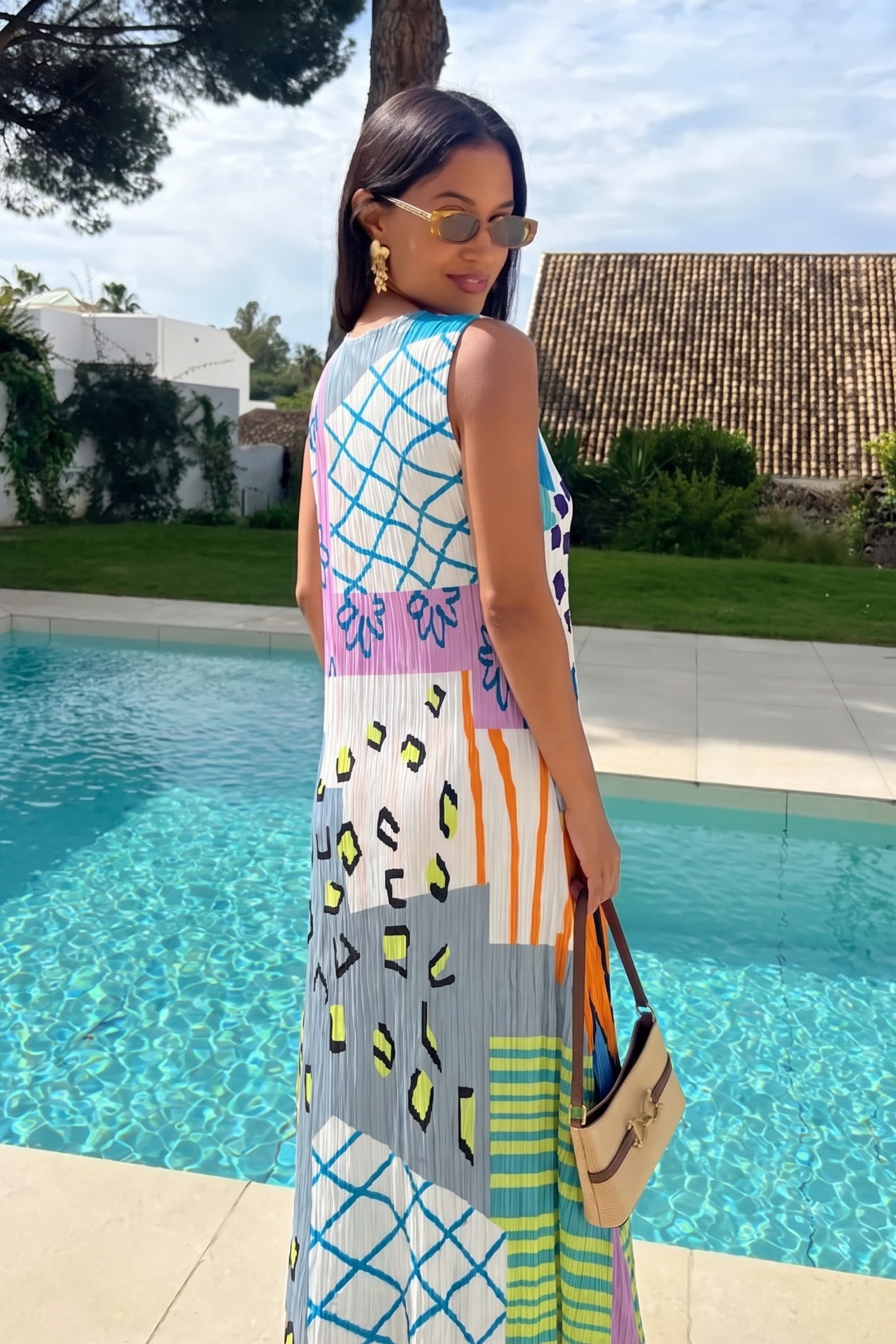 Abstract Print Sleeveless Pleated Maxi Dress