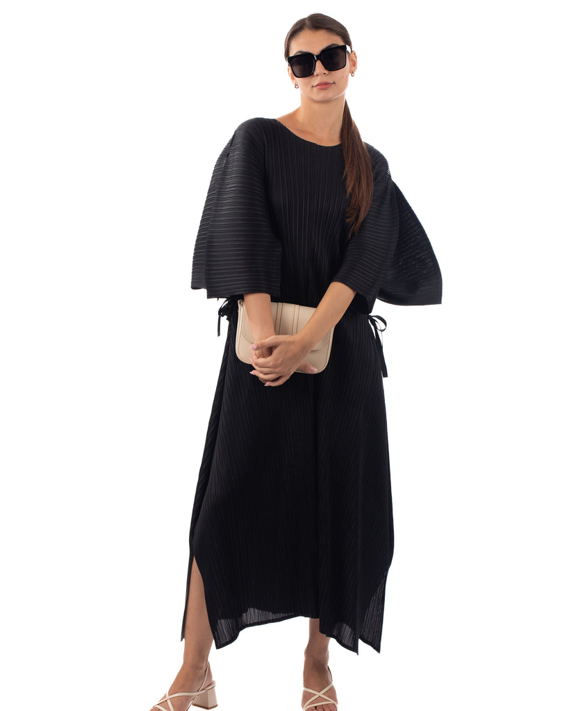Full Length Pleated maxi dress with cap sleeves in Black