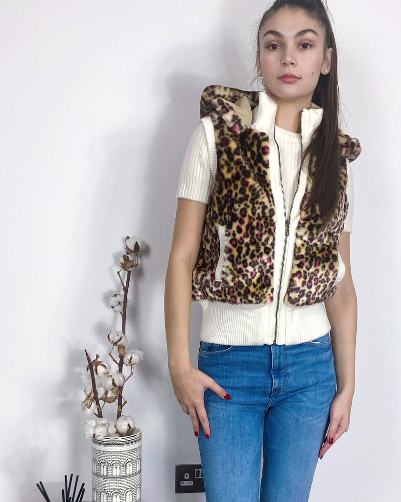 Fuax Fur Short Gilet with removeable hoody in pink
