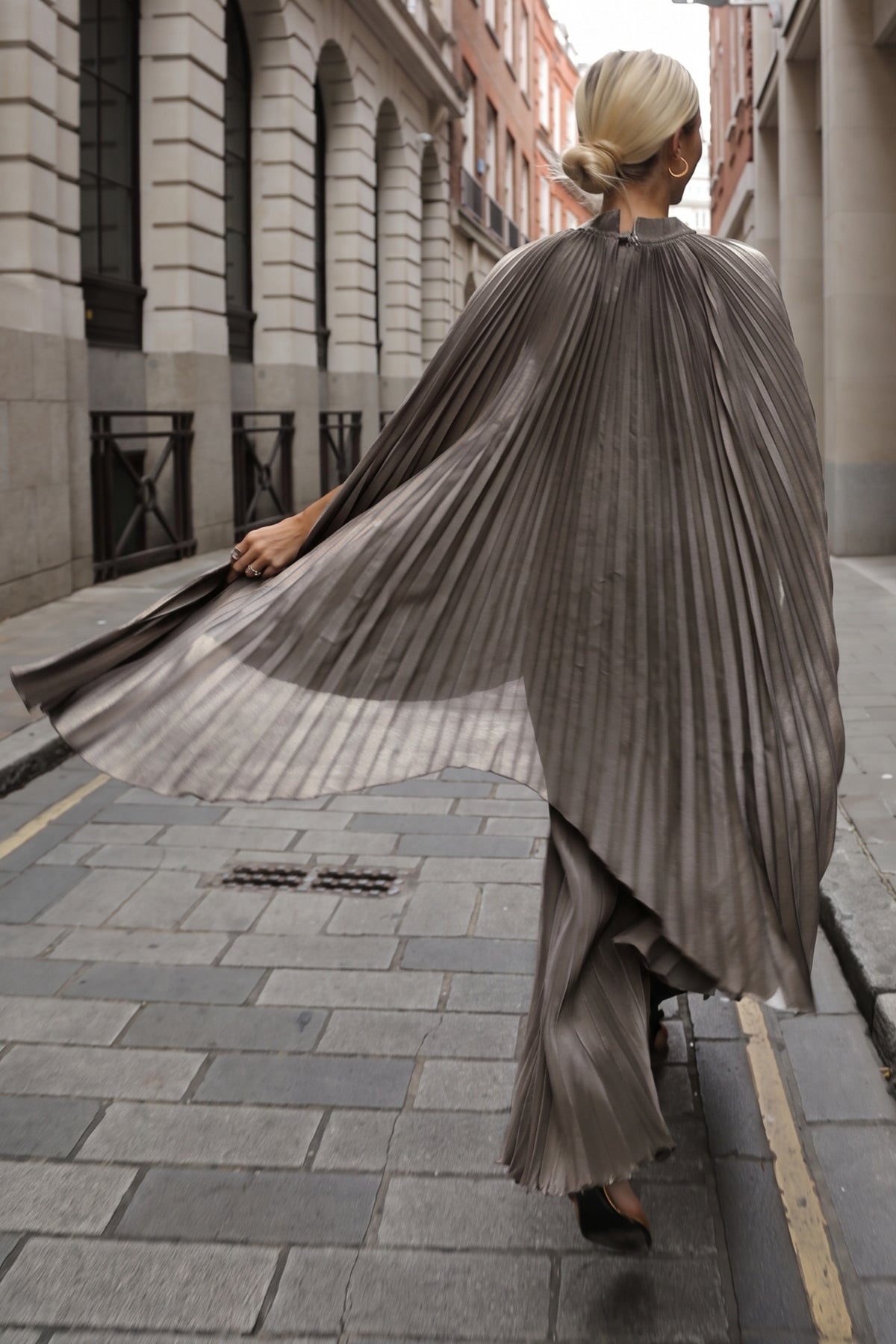Pleated Cape Top, Vest &amp; Wide Leg Trouser Set In Grey