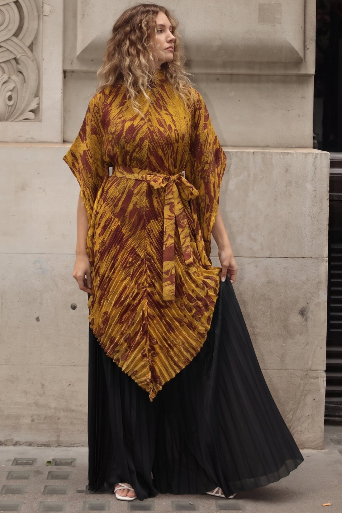 Pattern Print Pleated Blouse &amp; Trousers Set