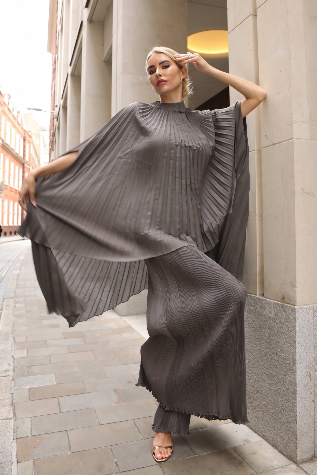 Pleated Cape Top, Vest &amp; Wide Leg Trouser Set In Grey