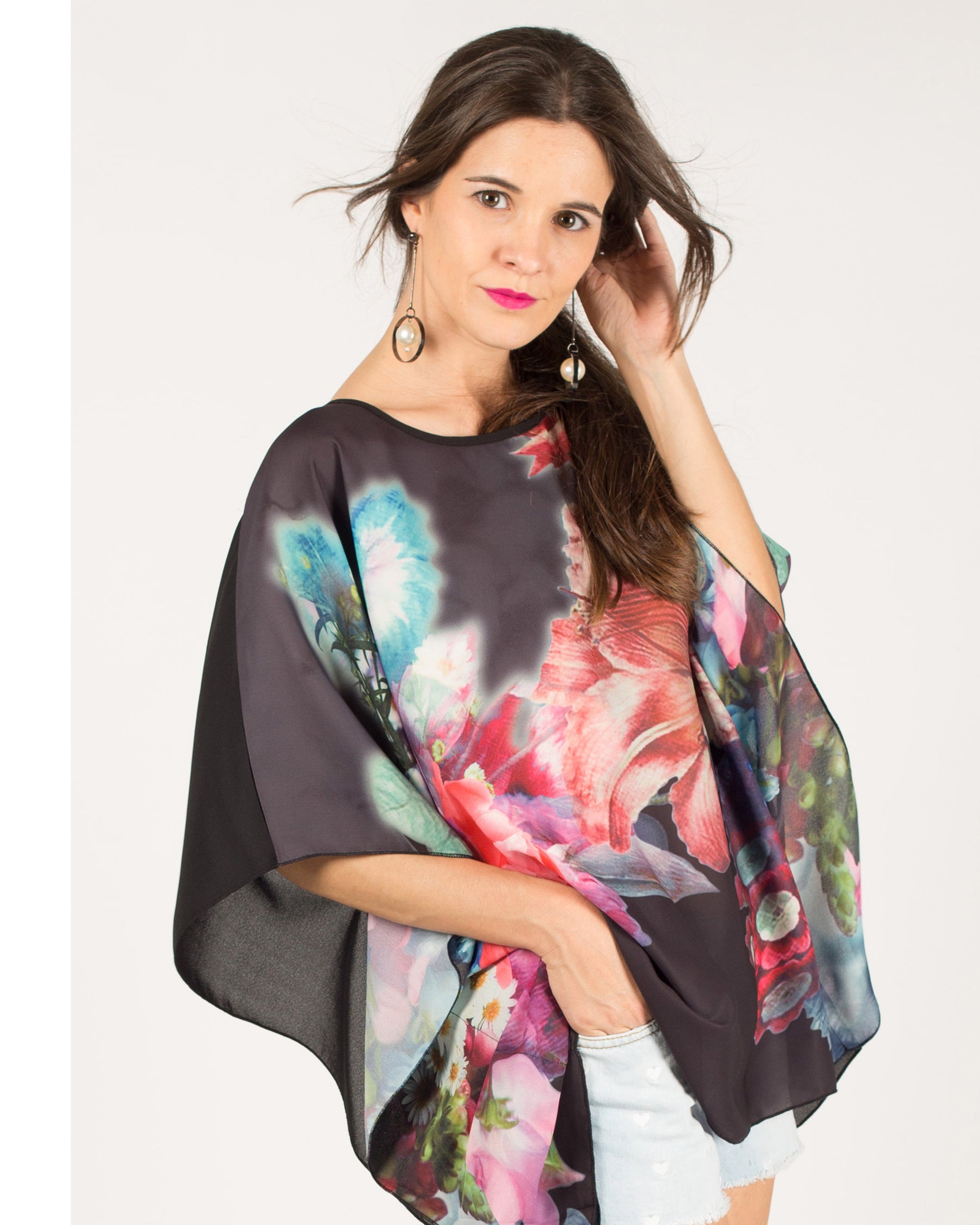 Multi floral print oversized kimono top (Black)
