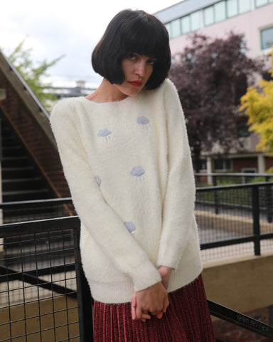 Embroidered could print fluffy jumper(CREAM)